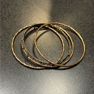 Set of 4 Mixed Metal Bangles Bracelets